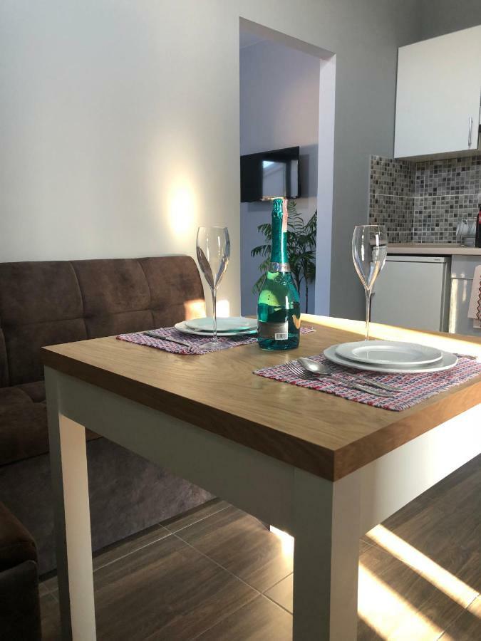 Reef Apartments Odessa Dış mekan fotoğraf